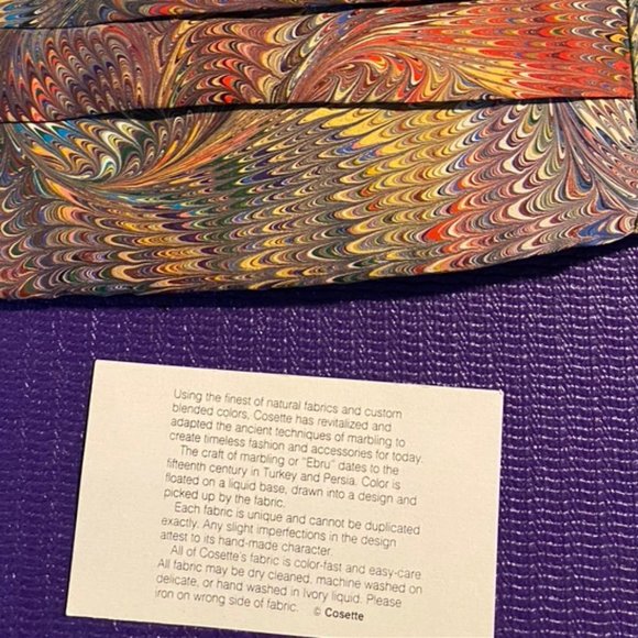 marbelized cummerbund and matching bowtie - Picture 2 of 4